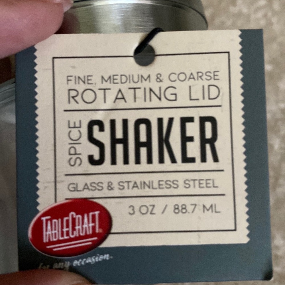 Spice shaker
